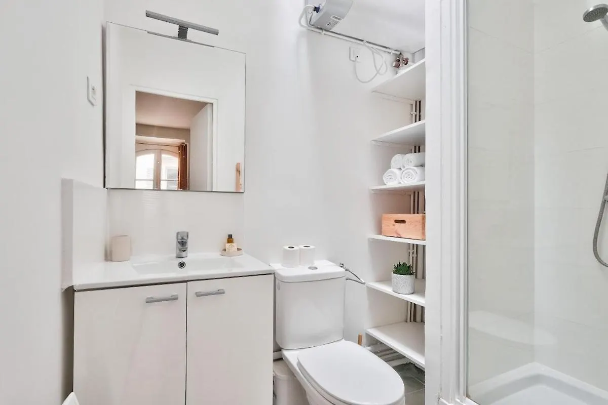 Lovely Studio Place De La Bastille Paris Apartment