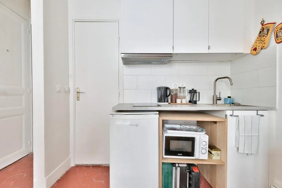 Apartment Lovely Studio Place De La Bastille Paris Frankreich